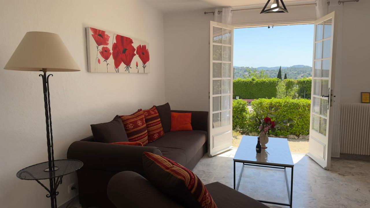 Villa Entiere Au Calme Dans Village Provencal Peymeinade المظهر الخارجي الصورة