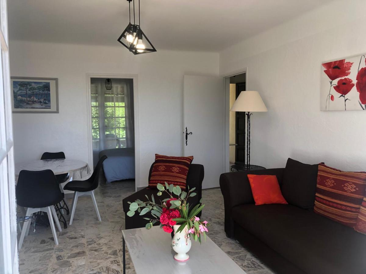 Villa Entiere Au Calme Dans Village Provencal Peymeinade المظهر الخارجي الصورة